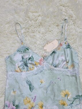 Good Luck Gem Mint Green Floral Lace-Trim Cami